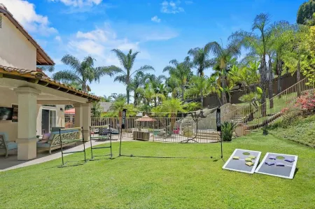 The Ultimate Escape – Pool, Slide, Gym + Games!