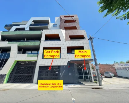 Modern 1BR Apartment with Smart TV and Views 霍索恩區酒店