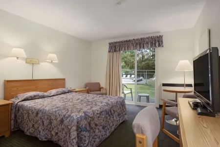 Travelodge by Wyndham Bracebridge