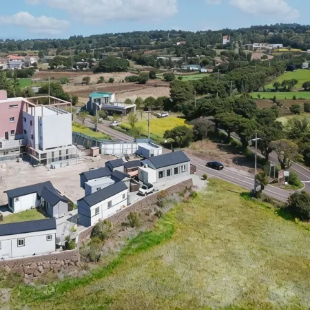 Jeju Bijarim B&B Pension Отели рядом с достопримечательностью «Лес Биджарам»