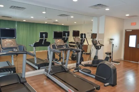 Holiday Inn Express & Suites Raleigh Airport - Brier Creek Отели рядом с Аэропорт Роли