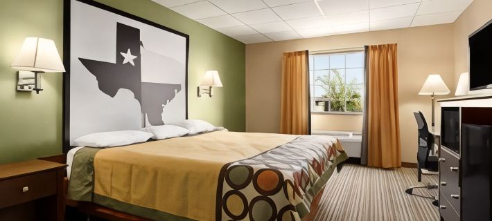 Super 8 by Wyndham Gainesville TX Отели в г. Кук