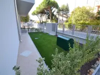 Modern Flat with Private Garden in Rosolina Mare