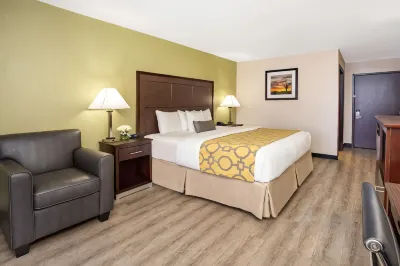 Baymont by Wyndham Phoenix I-10 Near 51st Ave Hôtels à : Phoenix