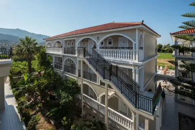 Athina Apartments โรงแรมใน
