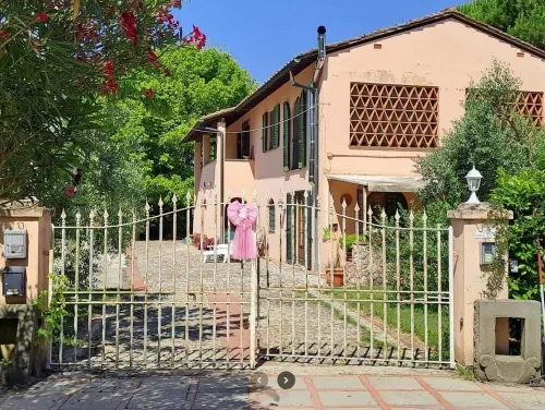 Pomegranate Apartment - farmhouse Podere Travalda