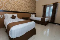 Sylvia Hotel Maumere Hotels in Maumere