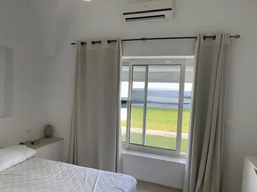 SEASONAL RENTAL VILLA BLEUE