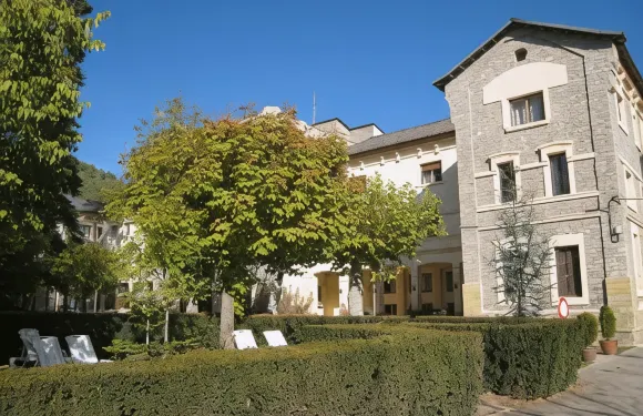 巴利福戈納德留科爾布温泉酒店