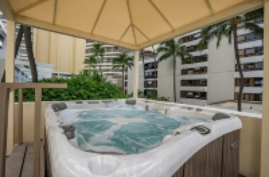 Imperial Hawaii Resort