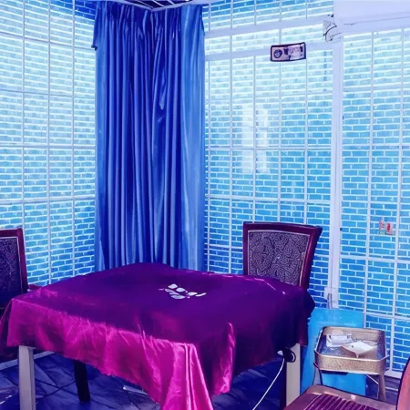 Yuechi Coco style hotel