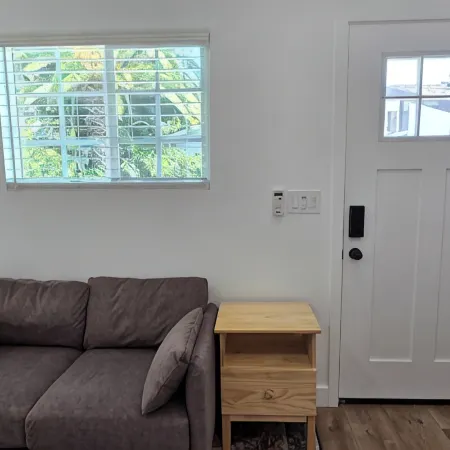 Cozy studio with WiFi and AC in welcoming Westminster