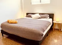 Cosy 2 bedroom cottage in quiet area close to shops and restaurants - 4-Star