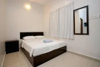 CK HOTEL, LUMUT