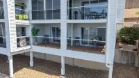 Bridgepointe ~Lakefront Condo with Stunning Main Channel Views & Private Deck! - 3성급