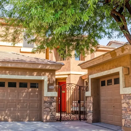 BlueSkySurprise-Large Family home with pool in Surprise