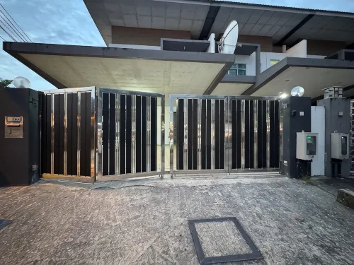 J5 Bintulu Homestay -Private Ground Floor Stay - 2-Star
