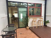 Private Cozy Townhouse Near "Lanmuang Market" - Bungalows