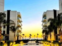 Beachfront Chalet in Porto Said with Pool & GA - 2星級