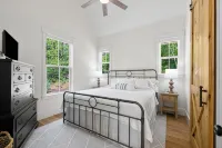 Hickory Cottage - 1bdrm Retreat - 컨트리 하우스