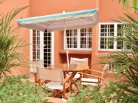 Stay at Casa Carnaval walking distance to Playa Moreno Hotels in Pampatar