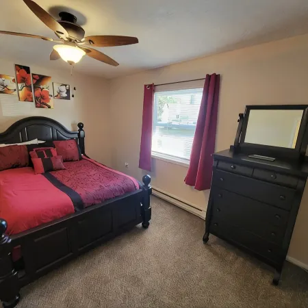 Tis’ Time Hideaway. Just a few blocks from beautiful Lake Erie! Ξενοδοχεία στην πόλη Conneaut
