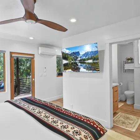 Your Holiday 4Br House with Spa and Mountain Views Near Sundance Resort