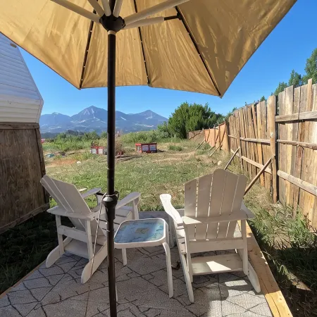 Stay in Grace: Beautiful Camper with World-Class Views in Wine Country of Paonia