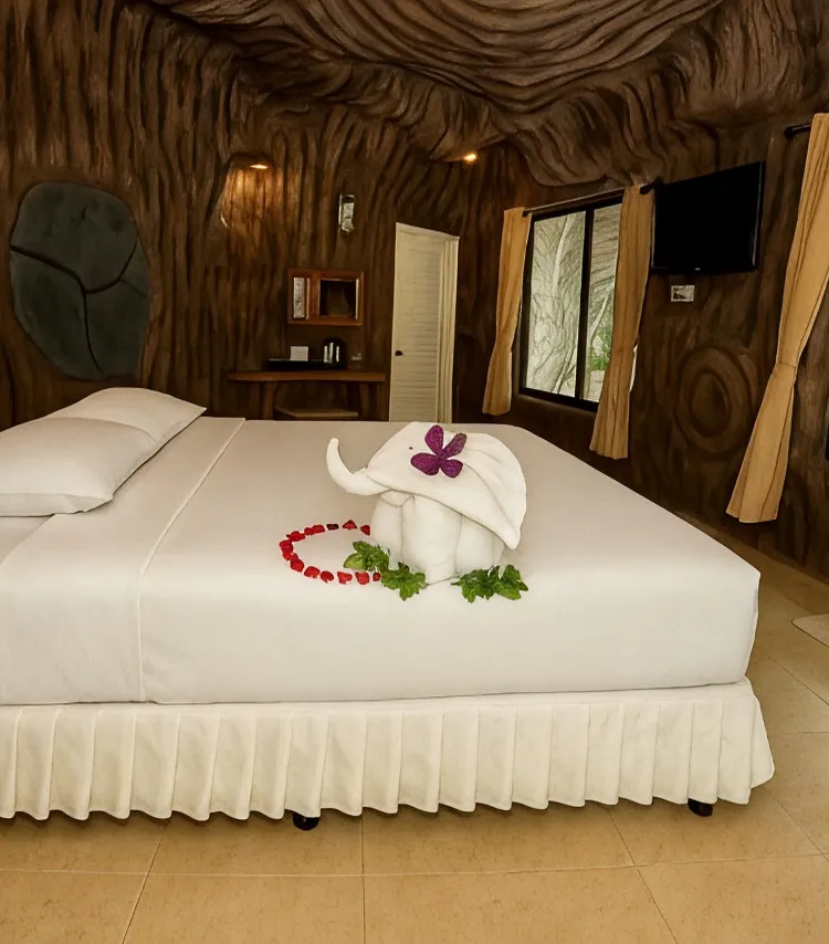 บ้านถ้ำห้องมุมวิวสวน 2
