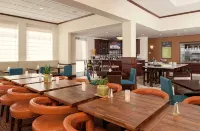 Wingate by Wyndham St. Paul/Oakdale/Woodbury - 주차장