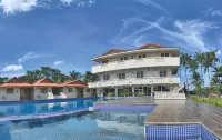 Shoreland Beach Resort by Cocotel