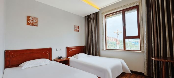 Luohe Haojia Express Hotel Hotels in Jiaohe