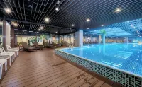 Grand Bay Resort Hotel - Pools