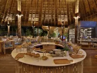 Phi Phi CoCo Beach Resort Hotel in zona Spiaggia Nui Beach