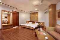 Hotel Mandakini Plaza , Kanpur