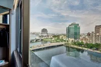 Harbour 10 Hotel - Sea View