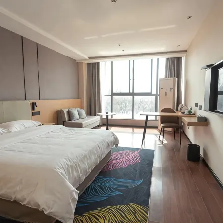 Yilai Xuzhou Suining Qingnian Road Hotel