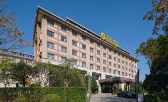 Oriental Hotel