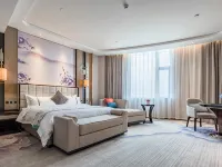 Huayi Hotel Hotels in Chongyang County
