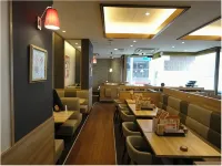 เจอาร์ อีสต์ โรงแรมเมทส์ อุราวะ - พร้อมอาหารเช้า