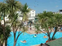 TLH Carlton Hotel and Spa - TLH Leisure and Entertainment Resort - Rooftop Pools