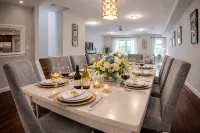 Presidential DC Estate • Sleeps 22 • Free Parking - Jacuzzi