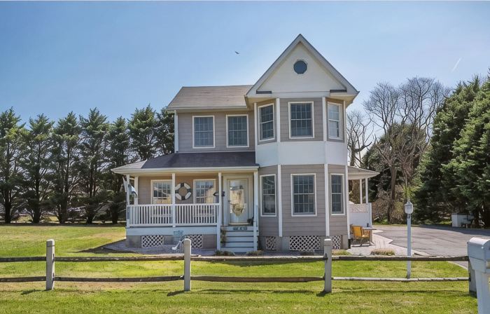 Spacious Home Close to the Beach and Bay - 5 bedroom w/Separate In-Law Suite!