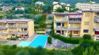 Apartment Enchanting Lake View, convenient to the Center and the Beaches - 2-نجوم