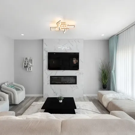 Kay Homes | Lakeview Haven – Walk to Park, 4 Mins to Restaurants, Shops & Cinema