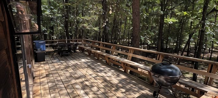 Cedar Pines Cabin – Relax & Unwind in Peaceful Tannenbaum Hotels in Cleburne County