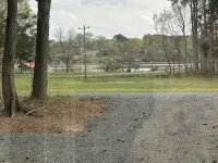 Lake View Tiny Home on Lake Tillery in Norwood Hoteles en Condado de Stanly