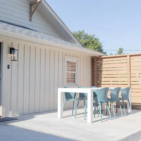 Charming Restored Craftsman-Walk to Dining-Shops- in Rose District
