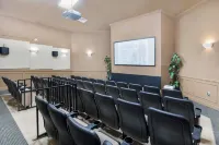 Windsor Hills - NEW Fully Renovated Villa with FREE pool heat - Close to Disney - Villas