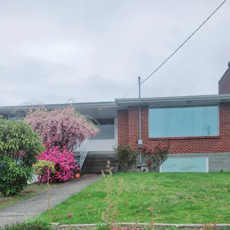 Charming 1-bedroom apartment in delightful Tacoma with WiFi